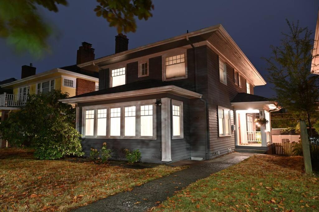 U-District Warmth 8 Mins Walk To Uw Villa Seattle Eksteriør bilde